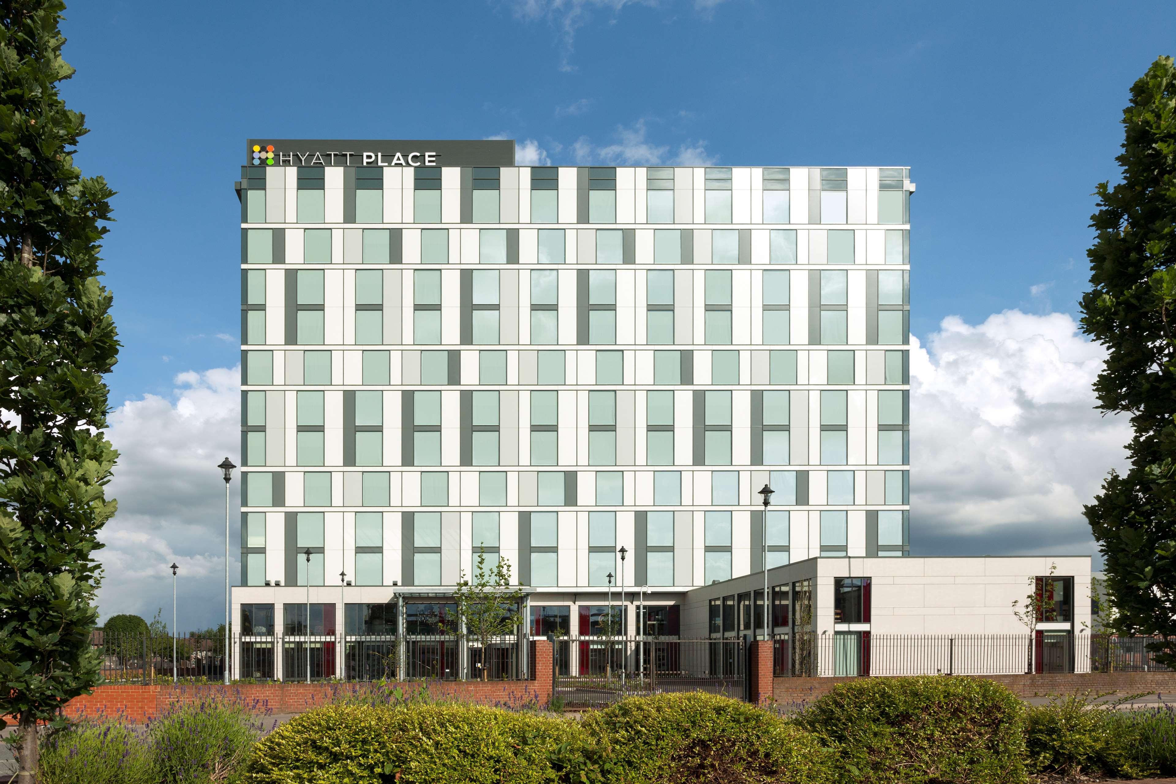 Hyatt Place West London Hayes Хитроу Экстерьер фото