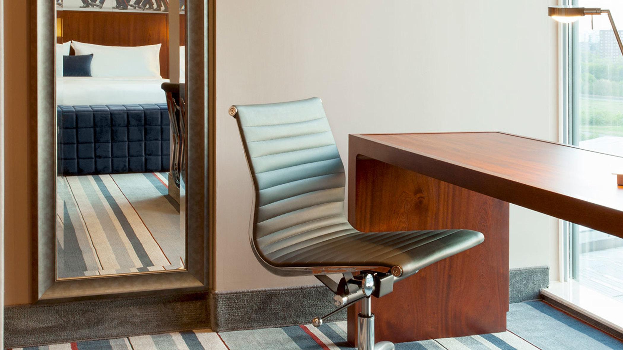 Hyatt Place West London Hayes Хитроу Экстерьер фото